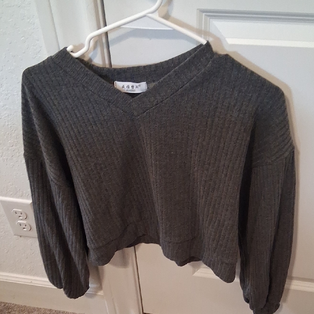 Gray Ribbed V-Neck Sweater